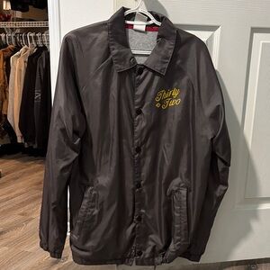 Thirty Two Winter Shell